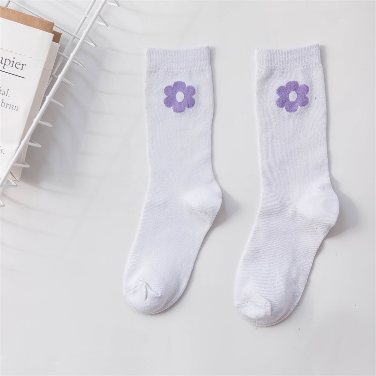 HyunA Wind Ins Tide Stockings Flowers Of The Classic Tube Socks Wild Flowers Cotton Socks